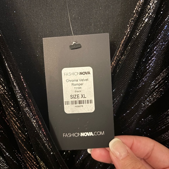 Fashion Nova. Xl. Chrome sparkle romper - Picture 3 of 3